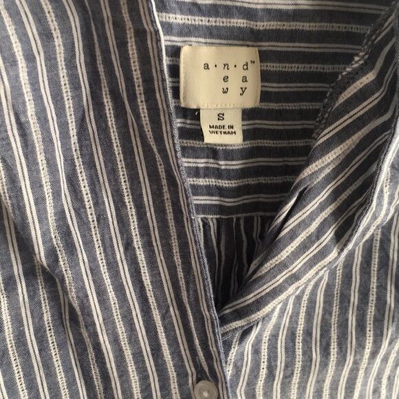 A New Day striped button up size small - Picture 7 of 7